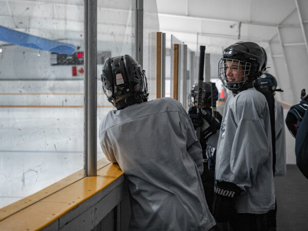 Read more about the article <strong>Canadian Hockey in Manitoba: A Sport That Unites a Province</strong>