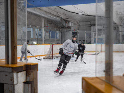 You are currently viewing <strong>Hockey and Youth Development: The Positive Impact of the Sport on Young People</strong>